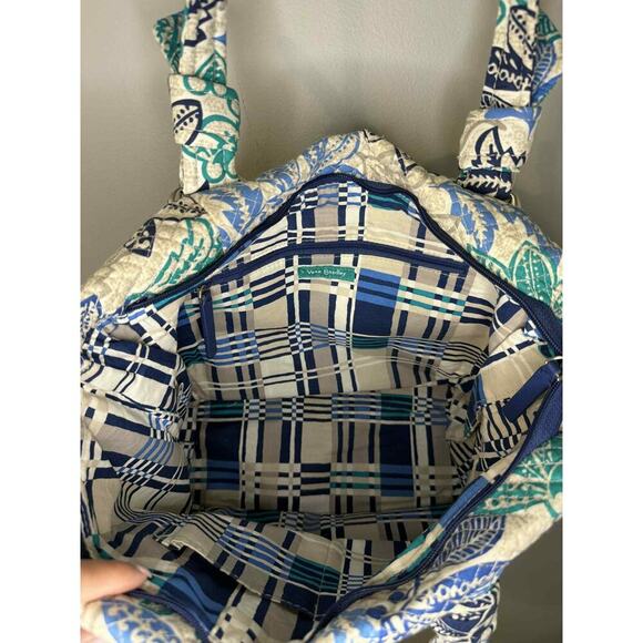 Vera Bradley Women's Quilted Cotton Hadley East West Tote Bag Santiago Floral - Picture 10 of 14